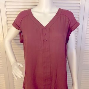 Fortune & Ivy cap sleeve top